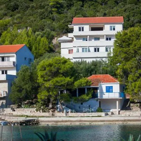 Panzió Bruna Lastovo